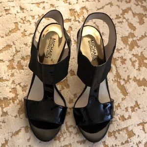 MICHAEL KORS Patent Leather Dressy T-Strap Heels